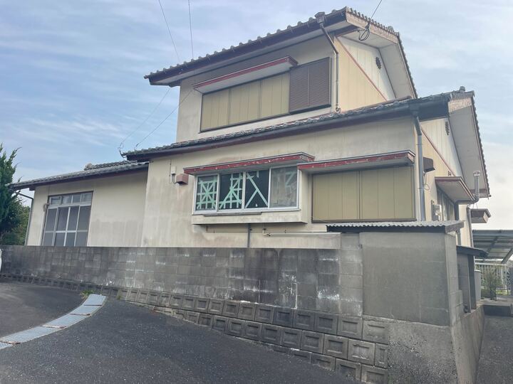 １７８．見渡しが良く、街にも港にも近いお家